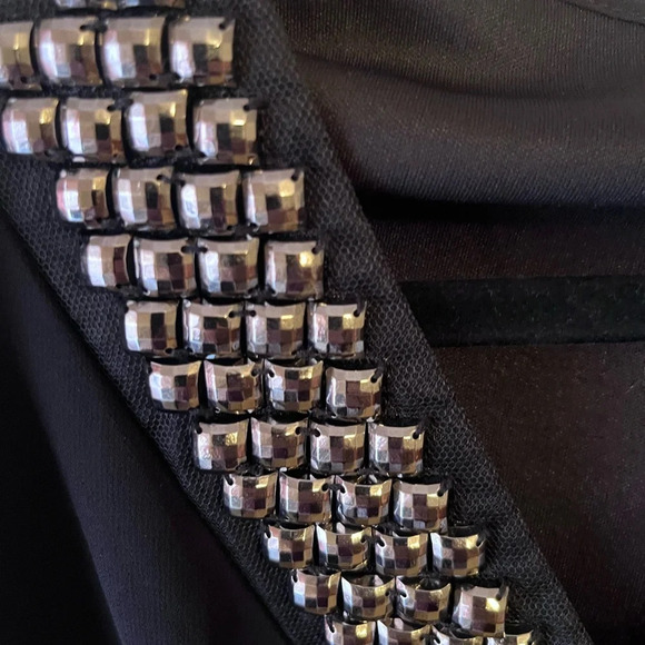 Torrid 4 women’s chiffon batwing blouse with beaded neckline v neck black - Picture 4 of 7